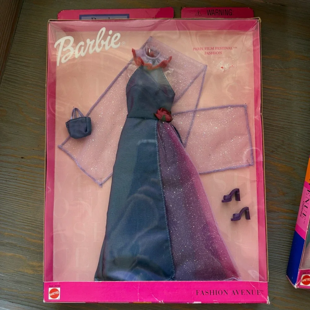 Vintage 2001 Barbie Fashion Avenue Paparazzi Pizzazz & Paris Film Festival Gowns